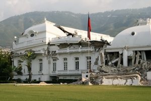Der Regierungspalast wurde beim Erdbeben 2010 zerstört. Quelle: Jürgen Schübelin