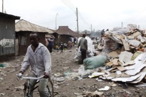 Viele Kenianer leben in solchen Elendsvierteln. (Quelle: Frank Rothe)