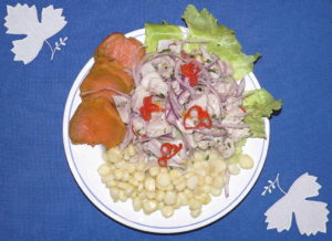Ceviche. (Quelle: By No machine-readable author provided. Manuel González Olaechea assumed (based on copyright claims). [GFDL (http://www.gnu.org/copyleft/fdl.html) or CC BY 3.0 (http://creativecommons.org/licenses/by/3.0)], via Wikimedia Commons)