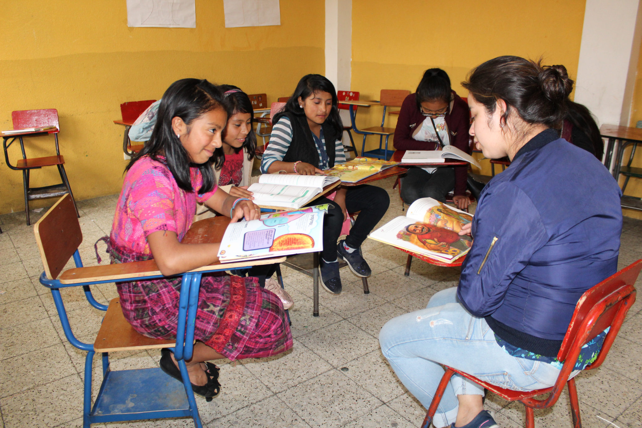 Wendy 13 Aus Guatemala Morgens Arbeit Nachmittags Schule Robinson Im Netz 4625