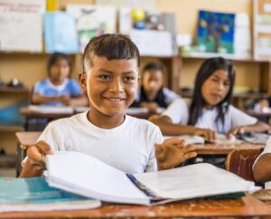 Kinder in der Schule in Ecuador (Quelle: Martin Bondzio)